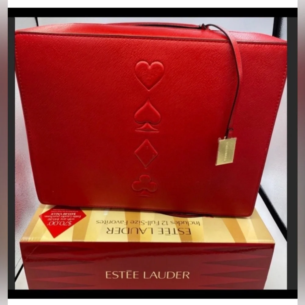 Estée Lauder Limited Edition Train Case ♠️🆕♠️